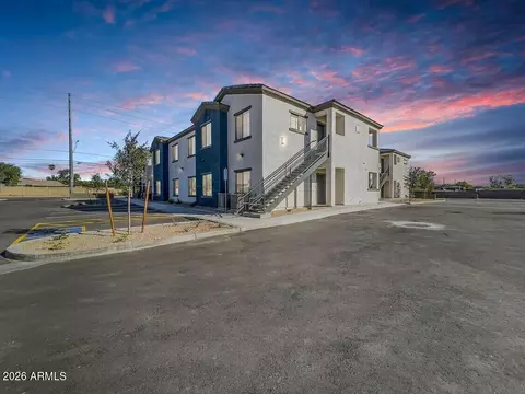 17444 N 32nd St, Phoenix, AZ 85032