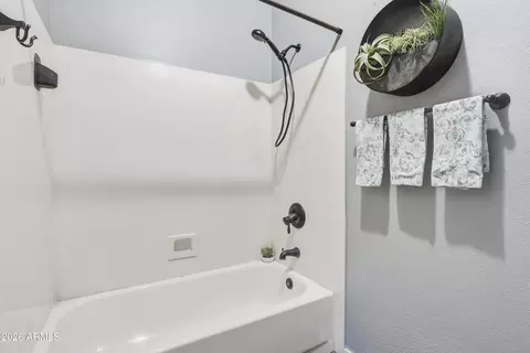 Bath - 3056 E Mallory St, Mesa, AZ 85213 photo 7 of 7