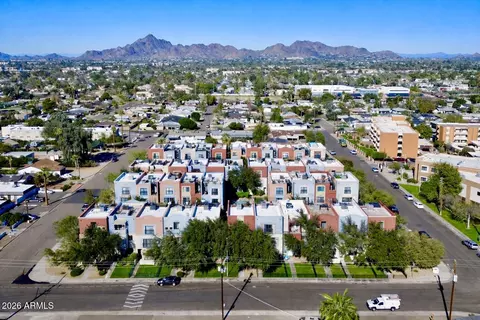 View/Area - 3423 E Lance Ln, Phoenix, AZ 85018 photo 2 of 3