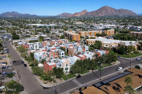View/Area - 3423 E Lance Ln, Phoenix, AZ 85018 photo 1 of 3