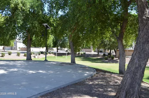 Exterior - 5409 S 11th St, Phoenix, AZ 85040 photo 4 of 4