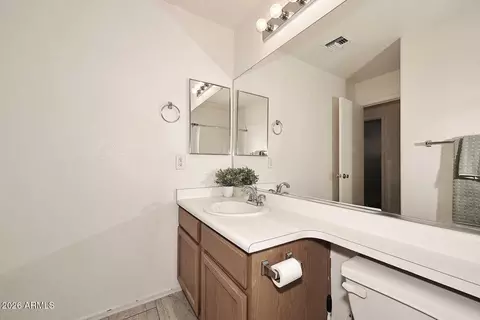 Bath - 5409 S 11th St, Phoenix, AZ 85040 photo 1 of 5