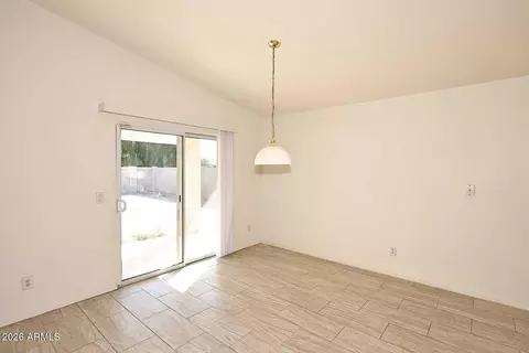 Dining - 5409 S 11th St, Phoenix, AZ 85040 photo 1 of 1