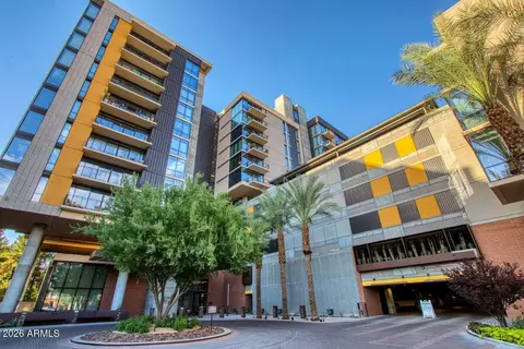 200 W Portland St #821, Phoenix, AZ 85003