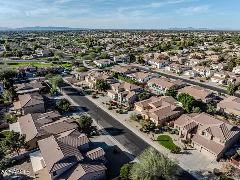 View/Area - 320 E Mary Ln, Gilbert, AZ 85296 photo 2 of 5