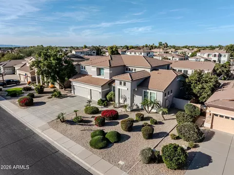 View/Area - 320 E Mary Ln, Gilbert, AZ 85296 photo 4 of 5
