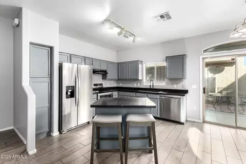 Kitchen - 2150 E Bell Rd #1075, Phoenix, AZ 85022 photo 1 of 3