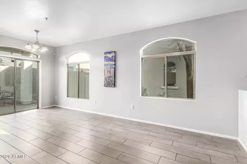 Living - 2150 E Bell Rd #1075, Phoenix, AZ 85022 photo 1 of 3