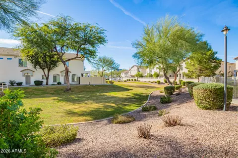 Exterior - 2150 E Bell Rd #1075, Phoenix, AZ 85022 photo 13 of 13