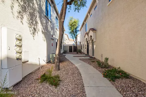 Exterior - 2150 E Bell Rd #1075, Phoenix, AZ 85022 photo 4 of 13