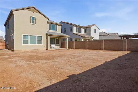 Exterior - 2327 E Ridgewood Ln, Gilbert, AZ 85298 photo 2 of 11