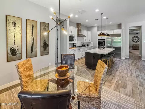 Dining - 2930 E Herrera Dr, Phoenix, AZ 85050 photo 1 of 1