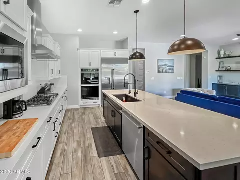 Kitchen - 2930 E Herrera Dr, Phoenix, AZ 85050 photo 2 of 2