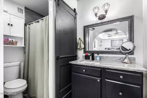 Bath - 5549 E Drummer Ave, Mesa, AZ 85206 photo 1 of 2