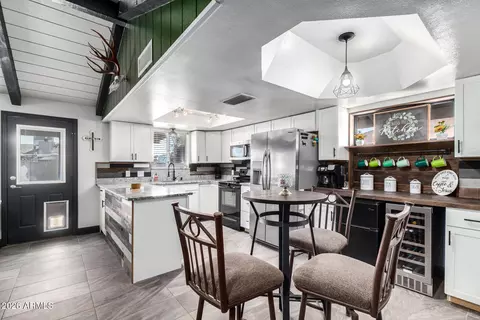 5549 E Drummer Ave, Mesa, AZ 85206