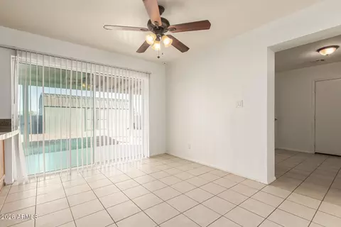 2526 E Vista Dr, Phoenix, AZ 85032 photo 4