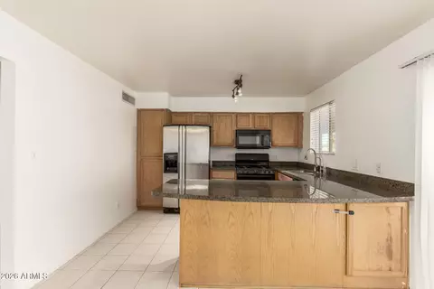 2526 E Vista Dr, Phoenix, AZ 85032 photo 7