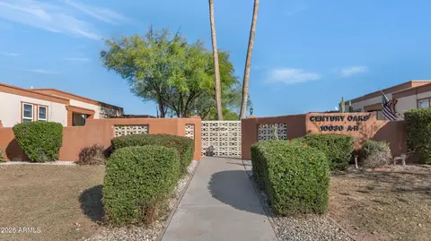 10030 W Royal Oak Rd #M, Sun City, AZ 85351