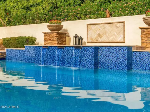 Exterior - 4838 E Palomino Rd, Phoenix, AZ 85018 photo 4 of 6