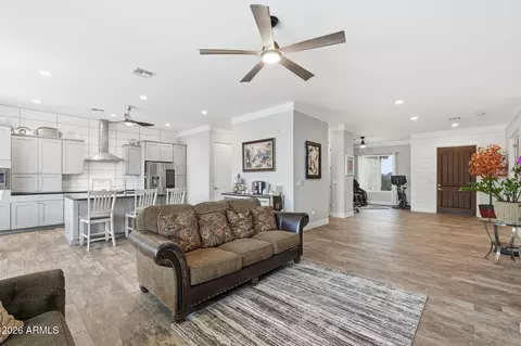 1067 S Trigger Ct, Apache Junction, AZ 85119 photo 12