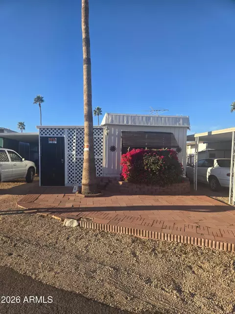 269 N Winchester Rd #26, Apache Junction, AZ 85119