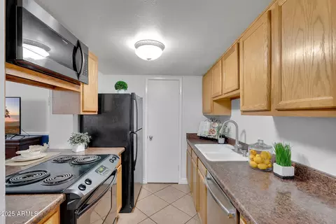 600 S Dobson Rd #6, Mesa, AZ 85202