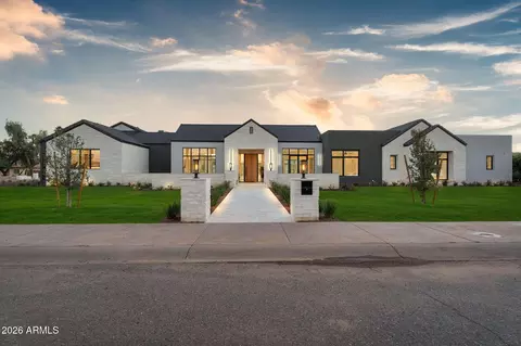 5721 E Bar Z Ln, Paradise Valley, AZ 85253