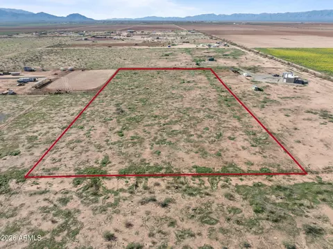 001 W Long Rifle Rd #-, Aguila, AZ 85320