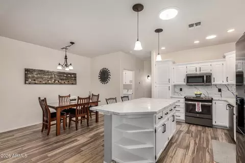 Kitchen - 11456 E Monte Ave, Mesa, AZ 85209 photo 1 of 5