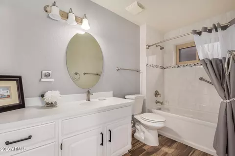 Bath - 11456 E Monte Ave, Mesa, AZ 85209 photo 1 of 4