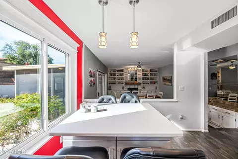 Dining - 2133 Evans Dr, Phoenix, AZ 85022 photo 3 of 11