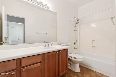Bath - 2130 E Beautiful Ln, Phoenix, AZ 85042 photo 1 of 3