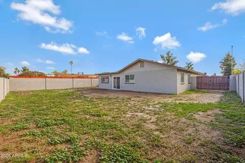 Exterior - 102 E Jasmine St, Mesa, AZ 85201 photo 4 of 6