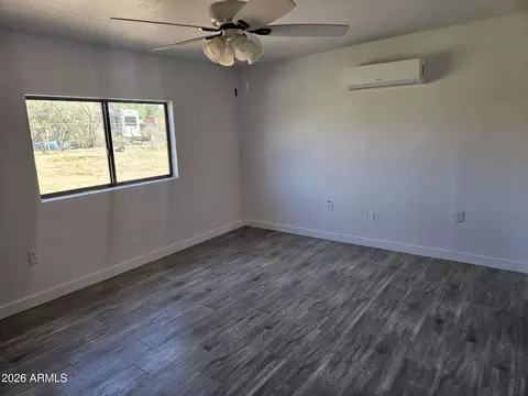 Living - 819 E Apollo Rd, Phoenix, AZ 85042 photo 3 of 3