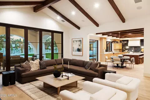 Living - 4605 E Rockridge Rd, Phoenix, AZ 85018 photo 6 of 7