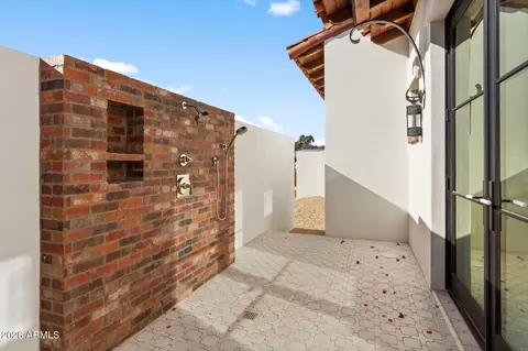 Exterior - 4605 E Rockridge Rd, Phoenix, AZ 85018 photo 6 of 41