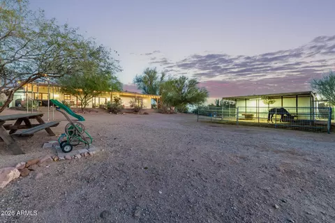 Exterior - 164 S Sixshooter Rd, Apache Junction, AZ 85119 photo 15 of 28