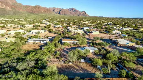 View/Area - 164 S Sixshooter Rd, Apache Junction, AZ 85119 photo 5 of 6
