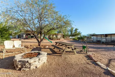 Exterior - 164 S Sixshooter Rd, Apache Junction, AZ 85119 photo 20 of 28