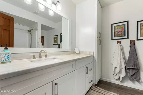 Bath - 164 S Sixshooter Rd, Apache Junction, AZ 85119 photo 2 of 2