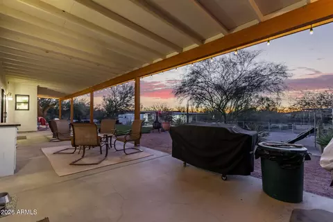 Exterior - 164 S Sixshooter Rd, Apache Junction, AZ 85119 photo 12 of 28