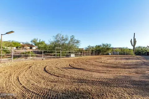 Exterior - 164 S Sixshooter Rd, Apache Junction, AZ 85119 photo 23 of 28
