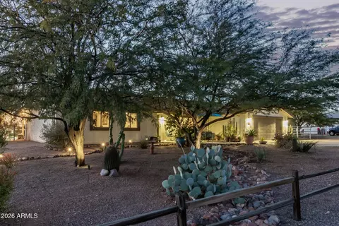 Exterior - 164 S Sixshooter Rd, Apache Junction, AZ 85119 photo 2 of 28
