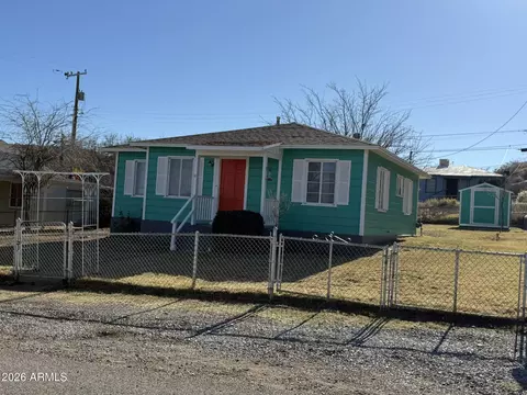 91 Neptune Ave, Bisbee, AZ 85603