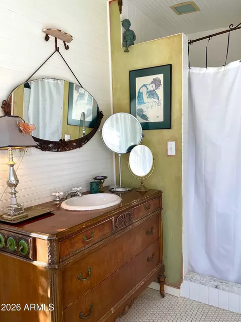 Bath - 132 Opera Dr, Bisbee, AZ 85603 photo 3 of 6