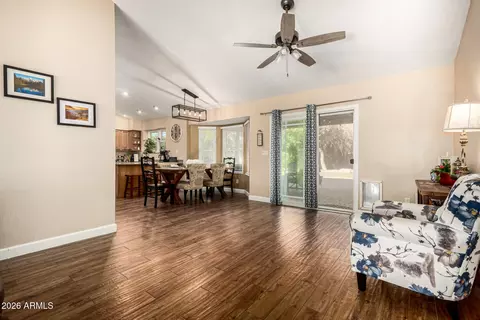 2562 E Drummer Cir, Mesa, AZ 85204 photo 9