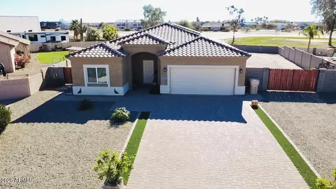 8480 W Mission Hills Dr, Arizona City, AZ 85123