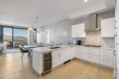 7180 E Kierland Blvd #1210, Scottsdale, AZ 85254