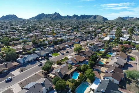 View/Area - 2638 E Desert Cove Ave, Phoenix, AZ 85028 photo 1 of 4