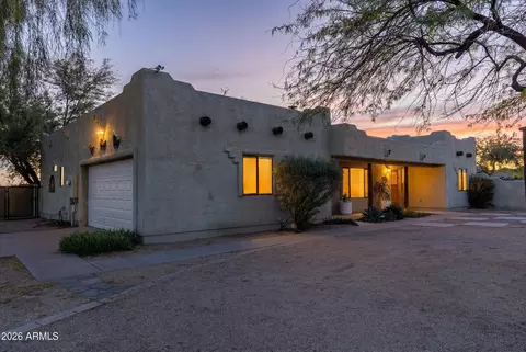 1009 E Carlise Rd, Phoenix, AZ 85086 photo 2